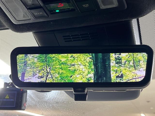 ヴォクシー ハイブリッドＳ－Ｚ　禁煙車　純正１０型ディスプレイオーディオ　全周囲カメラ　快適利便パッケージ　デジタルインナーミラー　両側電動スライドドア　衝突軽減装置　レーダークルーズ　レーンアシスト　クリアランスソナー（5枚目）