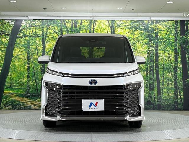 ヴォクシー ハイブリッドＳ－Ｚ　禁煙車　純正１０型ディスプレイオーディオ　全周囲カメラ　快適利便パッケージ　デジタルインナーミラー　両側電動スライドドア　衝突軽減装置　レーダークルーズ　レーンアシスト　クリアランスソナー（14枚目）