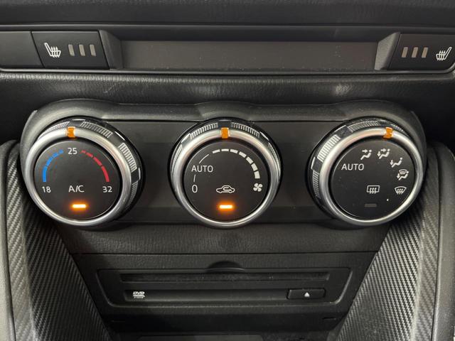 ＭＡＺＤＡ２ １５Ｓプロアクティブ　Ｓパッケージ　禁煙車　純正８型ナビ　全周囲カメラ　衝突軽減装置　オートマチックハイビーム　車線逸脱警報　クルーズコントロール　クリアランスソナー　シートヒーター　ＥＴＣ　Ｂｌｕｅｔｏｏｔｈ　フルセグ　ＬＥＤヘッド（7枚目）