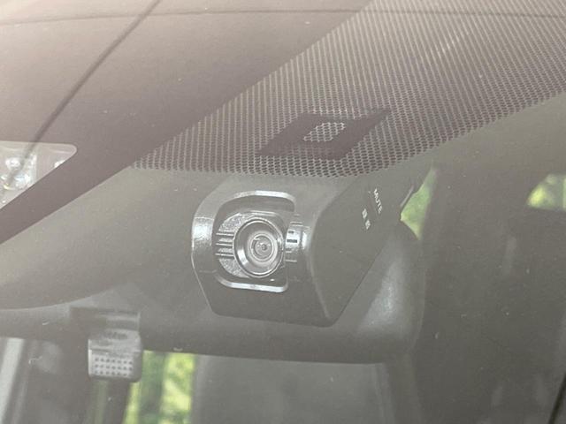 エスクァイア ハイブリッドGi ブラックテーラード 禁煙車 後席モニター 純正9型ナビ バックカメラ 両側電動スライド トヨタセーフティ オートマチックハイビーム クルーズコントロール シートヒーター ETC Bluetooth フルセグ LEDヘッド(38枚目)