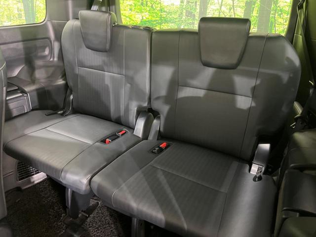 エスクァイア ハイブリッドGi ブラックテーラード 禁煙車 後席モニター 純正9型ナビ バックカメラ 両側電動スライド トヨタセーフティ オートマチックハイビーム クルーズコントロール シートヒーター ETC Bluetooth フルセグ LEDヘッド(41枚目)