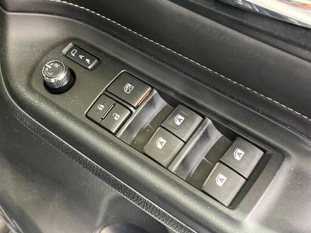 エスクァイア ハイブリッドGi ブラックテーラード 禁煙車 後席モニター 純正9型ナビ バックカメラ 両側電動スライド トヨタセーフティ オートマチックハイビーム クルーズコントロール シートヒーター ETC Bluetooth フルセグ LEDヘッド(47枚目)