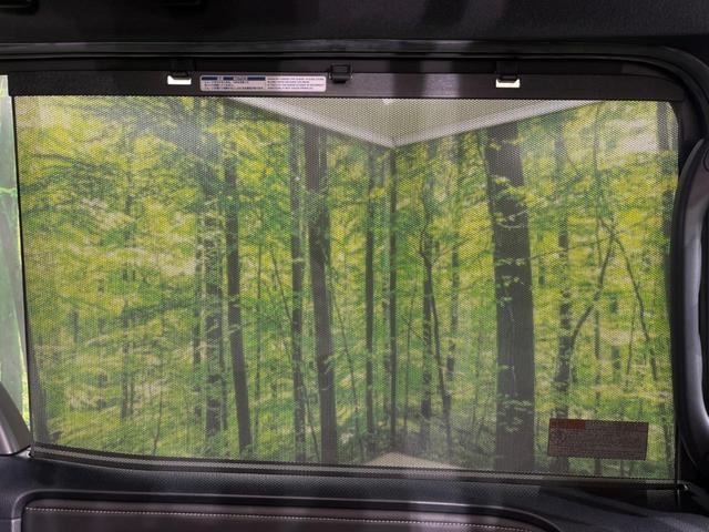 エスクァイア ハイブリッドGi ブラックテーラード 禁煙車 後席モニター 純正9型ナビ バックカメラ 両側電動スライド トヨタセーフティ オートマチックハイビーム クルーズコントロール シートヒーター ETC Bluetooth フルセグ LEDヘッド(52枚目)