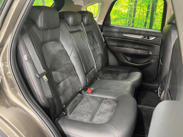 CX-5 20S ブラックトーンエディション 禁煙車 純正10型ナビ 全周囲カメラ BOSEサウンド レーダークルーズ 衝突軽減装置 オートマチックハイビーム シートヒーター LEDヘッド 電動リアゲート ETC Bluetooth フルセグ(9枚目)