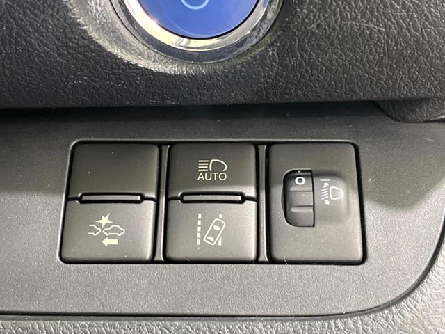 シエンタ ハイブリッドG 禁煙車 純正ナビ バックカメラ 両側電動スライド トヨタセーフティ オートマチックハイビーム 車線逸脱警報 ETC Bluetooth フルセグ シートヒーター アイドリングストップ スマートキー(6枚目)