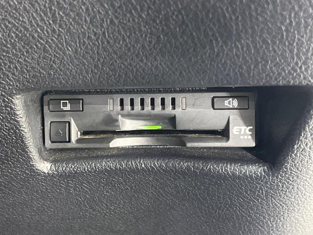 シエンタ ハイブリッドG 禁煙車 純正ナビ バックカメラ 両側電動スライド トヨタセーフティ オートマチックハイビーム 車線逸脱警報 ETC Bluetooth フルセグ シートヒーター アイドリングストップ スマートキー(8枚目)