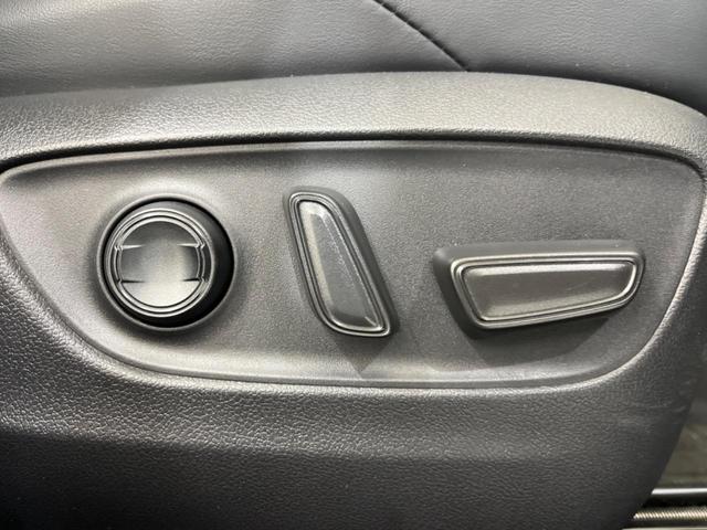 RAV4 アドベンチャー 禁煙車 純正9型ナビ バックカメラ トヨタセーフティ レーダークルーズ オートマチックハイビーム 車線逸脱警報 シートベンチレーション ETC Bluetooth フルセグ LEDヘッド/フォグ(28枚目)