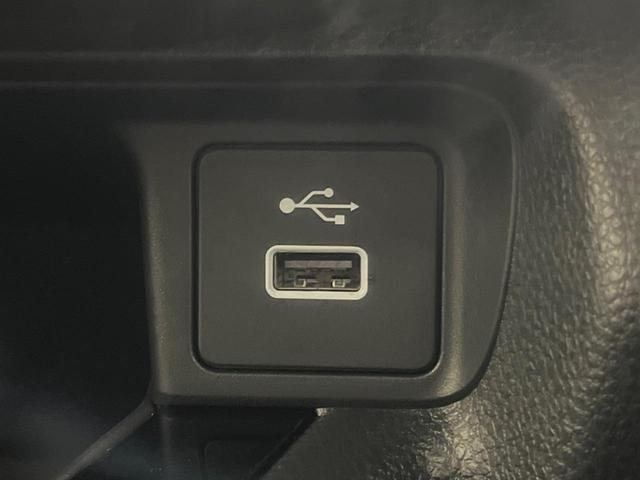 ヴェゼル e:HEV Z SDナビ バックカメラ 衝突被害軽減システム レーダークルーズ 禁煙車 電動リアゲート ハーフレザーシート ドラレコ コーナーセンサー スマートキー LEDヘッド ETC2.0 オートハイビーム(43枚目)