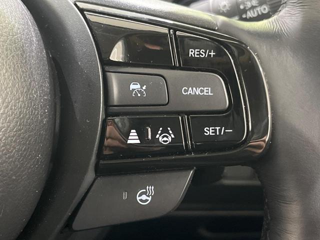 ヴェゼル e:HEV Z 純正SDナビ バックカメラ 衝突被害軽減システム レーダークルーズ 禁煙車 電動リアゲート ハーフレザーシート ドラレコ コーナーセンサー スマートキー LEDヘッド ビルトインETC(5枚目)