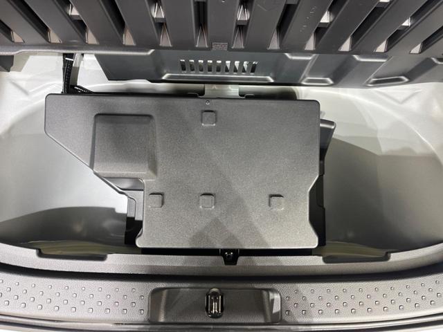 シエンタ ハイブリッドZ 純正10型ディスプレイオーディオ バックカメラ 両側電動スライドドア 衝突軽減装置 レーダークルーズ レーンアシスト クリアランスソナー LEDヘッド オートマチックハイビーム フルセグ ETC(40枚目)