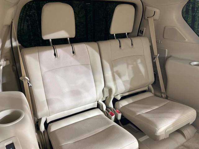 ３列目シートはもちろん状態良好☆大人でもゆったりと座って頂けますので、大人数でのお出かけもラクラクです♪ご家族で、気の知れた仲間で、ドライブに行くのが楽しみですね♪