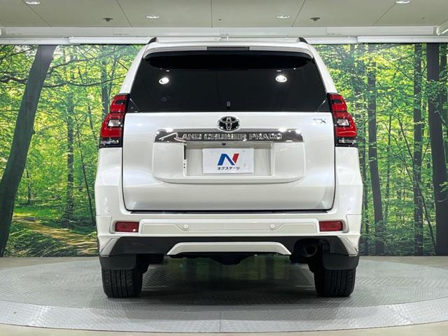 安心の最長１０年・走行無制限保証（有償）をご用意。保証内容も充実はもちろん、無料点検＆オイル交換や、年中無休の全国・２４時間ロードサービスも付帯されておりますのでご安心下さい。