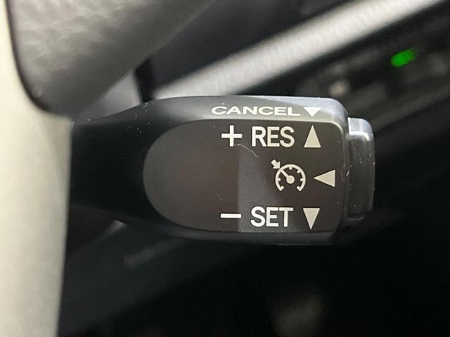 ノア ハイブリッドSi 禁煙車 純正10型ナビ バックカメラ 両側電動スライドドア 衝突軽減装置 クルコン レーンアシスト LEDヘッド オートマチックハイビーム シートヒーター スマートキー 純正16インチAW(5枚目)