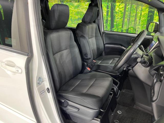 ノア ハイブリッドSi 禁煙車 純正10型ナビ バックカメラ 両側電動スライドドア 衝突軽減装置 クルコン レーンアシスト LEDヘッド オートマチックハイビーム シートヒーター スマートキー 純正16インチAW(8枚目)