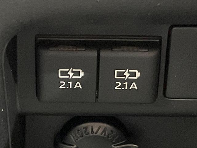 ノア ハイブリッドSi 禁煙車 純正10型ナビ バックカメラ 両側電動スライドドア 衝突軽減装置 クルコン レーンアシスト LEDヘッド オートマチックハイビーム シートヒーター スマートキー 純正16インチAW(55枚目)