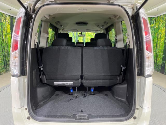 セレナ 20X 両側電動ドア 純正SDナビ 後席モニター バックカメラ 禁煙車 ドラレコ スマートキー ビルトインETC クルコン オートライト オートエアコン Bluetooth CD DVD再生 フルセグ(11枚目)