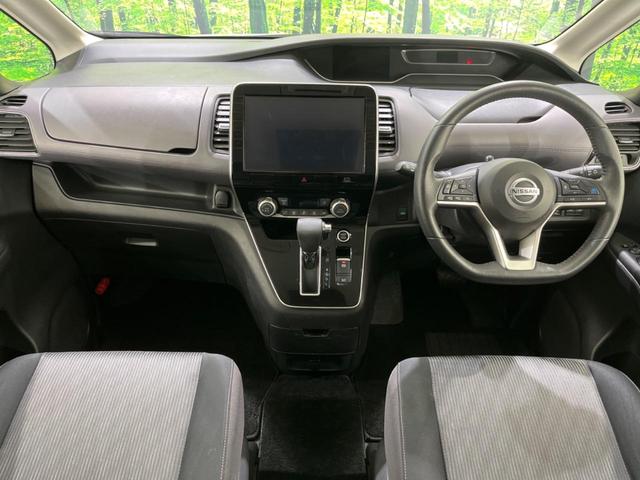 セレナ ハイウェイスターＶ　禁煙車　純正１０型ナビ　全周囲カメラ　フリップダウンモニター　プロパイロット　衝突軽減装置　クリアランスソナー　ＬＥＤヘッド　Ｂｌｕｅｔｏｏｔｈ再生　フルセグ　ＥＴＣ　オートライト　オートエアコン（2枚目）