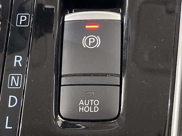 セレナ ハイウェイスターＶ　禁煙車　純正１０型ナビ　全周囲カメラ　フリップダウンモニター　プロパイロット　衝突軽減装置　クリアランスソナー　ＬＥＤヘッド　Ｂｌｕｅｔｏｏｔｈ再生　フルセグ　ＥＴＣ　オートライト　オートエアコン（23枚目）