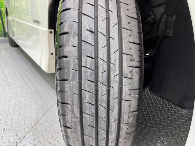 セレナ ハイウェイスターＶ　禁煙車　純正１０型ナビ　全周囲カメラ　フリップダウンモニター　プロパイロット　衝突軽減装置　クリアランスソナー　ＬＥＤヘッド　Ｂｌｕｅｔｏｏｔｈ再生　フルセグ　ＥＴＣ　オートライト　オートエアコン（66枚目）