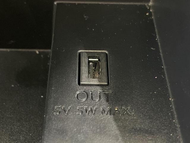 セレナ e-パワー ハイウェイスターV 禁煙車 純正9型ナビ 全周囲カメラ 両側電動スライド プロパイロット シートヒーター エマージェンシーブレーキ 車線逸脱警報 クリアランスソナー LEDヘッド ETC Bluetooth フルセグ(42枚目)