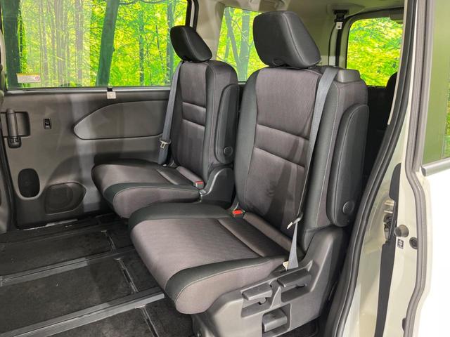 セレナ e-パワー ハイウェイスターV 禁煙車 純正9型ナビ 全周囲カメラ 両側電動スライド プロパイロット シートヒーター エマージェンシーブレーキ 車線逸脱警報 クリアランスソナー LEDヘッド ETC Bluetooth フルセグ(44枚目)