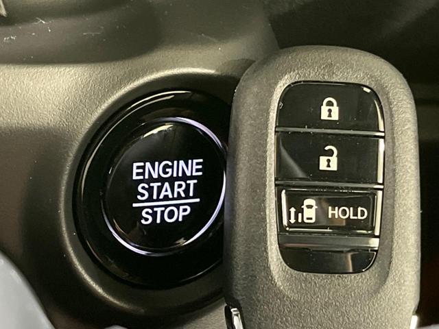 N-BOXカスタム ベースグレード 届出済未使用車 電動スライドドア 衝突軽減装置 レーダークルーズ レーンアシスト クリアランスソナー LEDヘッド オートマチックハイビーム シートヒーター 純正14インチAW(5枚目)