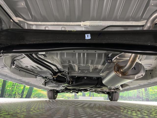 N-BOXカスタム ベースグレード 届出済未使用車 電動スライドドア 衝突軽減装置 レーダークルーズ レーンアシスト クリアランスソナー LEDヘッド オートマチックハイビーム シートヒーター 純正14インチAW(18枚目)