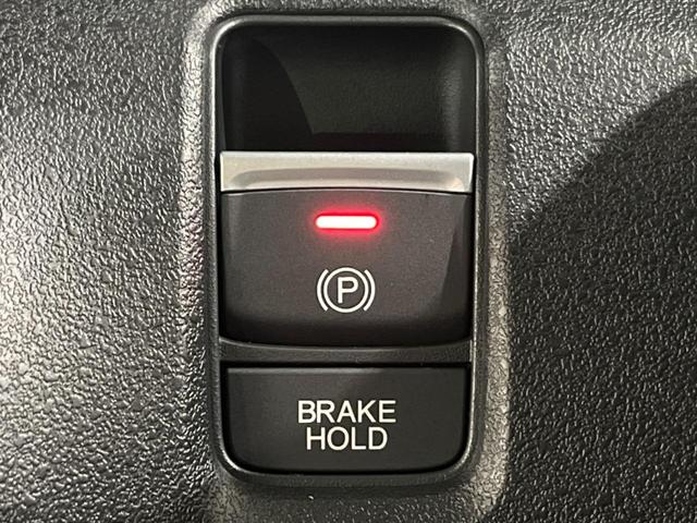 N-BOXカスタム ベースグレード 届出済未使用車 電動スライドドア 衝突軽減装置 レーダークルーズ レーンアシスト クリアランスソナー LEDヘッド オートマチックハイビーム シートヒーター 純正14インチAW(46枚目)