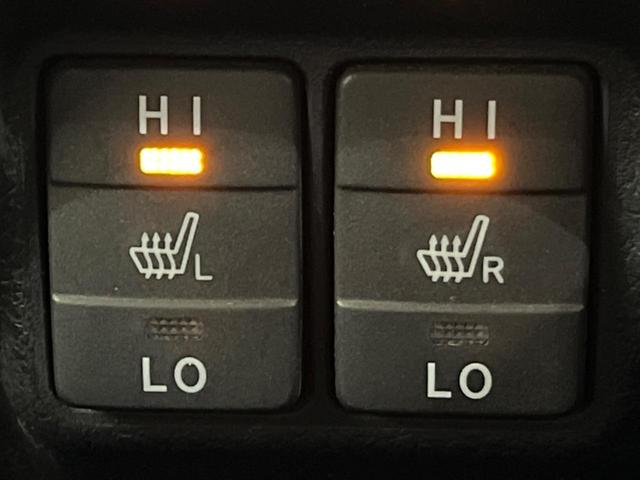 【シートヒーター】寒い日に重宝するシートヒーター！エアコンより早く温まってくれるので寒がりの人も安心ですね♪エアコンの温風は乾燥するから苦手、という方にもをおすすめです。