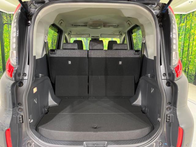 シエンタ ハイブリッドZ 両側電動ドア 純正8型ディスプレイ バックカメラ 100V電源 衝突被害軽減システム レーダークルーズ 禁煙車 コーナーセンサー LEDヘッド ETC2.0 純正15インチAW オートハイビーム(10枚目)