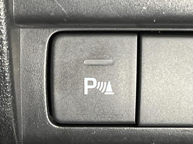 【クリアランスソナー】バンパーに付いたセンサーが障害物を検知！一定の距離に近づくとアラートで教えてくれます♪狭い駐車スペースや車庫入れ時も安心ですね☆