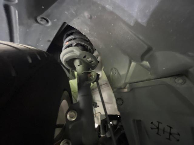 ヴェゼル ｅ：ＨＥＶ　Ｚ　禁煙車　純正９型ナビ　バックカメラ　ホンダセンシング　レーダークルーズ　オートマチックハイビーム　車線逸脱警報　シートヒーター　ＥＴＣ　Ｂｌｕｅｔｏｏｔｈ　フルセグ　ＬＥＤヘッド／フォグ（52枚目）