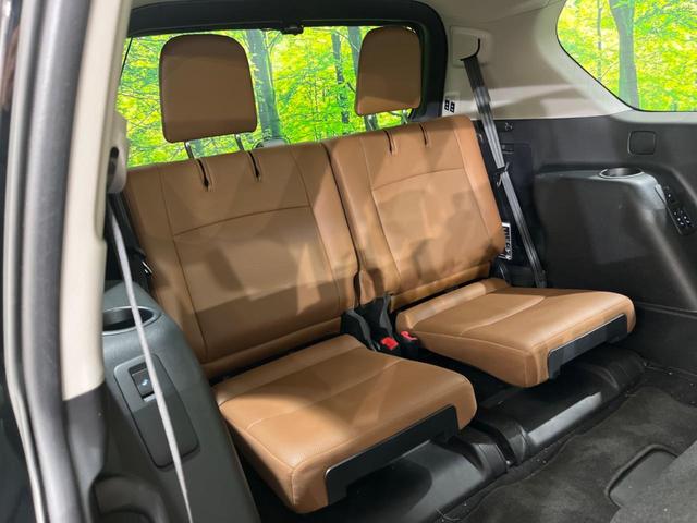 ランドクルーザープラド ＴＸ　Ｌパッケージ　７０ｔｈアニバーサリーリミテッド　禁煙車　サンルーフ　純正９型ナビ　バックカメラ　衝突軽減装置　レーダークルーズ　レーンアシスト　クリアランスソナー　ＬＥＤヘッド　パワーシート　シートエアコン　オートマチックハイビーム　フルセグ（10枚目）