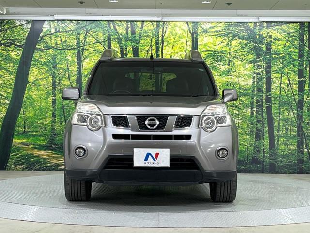 エクストレイル ２０Ｘｔ　禁煙車　ＳＤナビ　バックカメラ　シートヒーター　ＨＩＤヘッド／フォグ　ＥＴＣ　Ｂｌｕｅｔｏｏｔｈ　スマートキー　地デジ　オートエアコン　オートライト　横滑り防止装置　盗難防止装置　プライバシーガラス（15枚目）