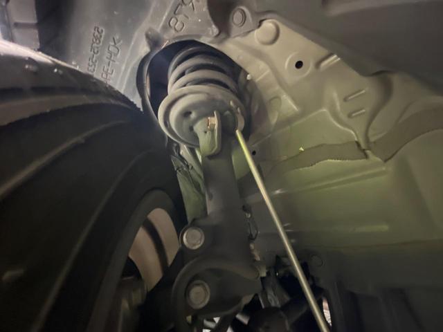 シエンタ Ｇ　クエロ　禁煙車　純正ナビ　全周囲カメラ　フリップダウンモニター　両側電動スライドドア　衝突軽減装置　レーンアシスト　クリアランスソナー　ＬＥＤヘッド　オートマチックハイビーム　フルセグ　Ｂｌｕｅｔｏｏｔｈ再生（21枚目）