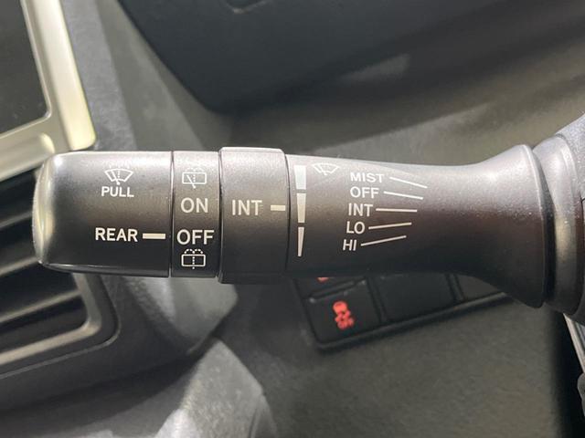 シエンタ Ｇ　クエロ　禁煙車　純正ナビ　全周囲カメラ　フリップダウンモニター　両側電動スライドドア　衝突軽減装置　レーンアシスト　クリアランスソナー　ＬＥＤヘッド　オートマチックハイビーム　フルセグ　Ｂｌｕｅｔｏｏｔｈ再生（24枚目）