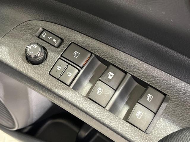 シエンタ Ｇ　クエロ　禁煙車　純正ナビ　全周囲カメラ　フリップダウンモニター　両側電動スライドドア　衝突軽減装置　レーンアシスト　クリアランスソナー　ＬＥＤヘッド　オートマチックハイビーム　フルセグ　Ｂｌｕｅｔｏｏｔｈ再生（40枚目）