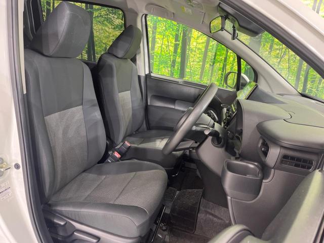 シエンタ ハイブリッドＧ　禁煙車　純正８型ディスプレイオーディオ　全周囲カメラ　両側電動スライド　ＡＣ１００Ｖ電源　トヨタセーフティ　レーダークルーズ　オートマチックハイビーム　ＬＥＤヘッド　ＥＴＣ　Ｂｌｕｅｔｏｏｔｈ（9枚目）