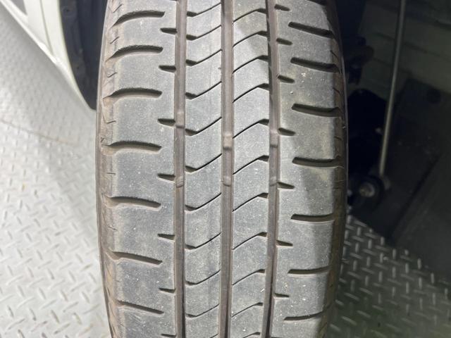 シエンタ ハイブリッドＧ　禁煙車　純正８型ディスプレイオーディオ　全周囲カメラ　両側電動スライド　ＡＣ１００Ｖ電源　トヨタセーフティ　レーダークルーズ　オートマチックハイビーム　ＬＥＤヘッド　ＥＴＣ　Ｂｌｕｅｔｏｏｔｈ（51枚目）