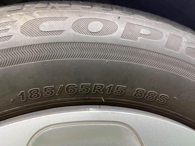 シエンタ ハイブリッドＧ　禁煙車　純正８型ディスプレイオーディオ　全周囲カメラ　両側電動スライド　ＡＣ１００Ｖ電源　トヨタセーフティ　レーダークルーズ　オートマチックハイビーム　ＬＥＤヘッド　ＥＴＣ　Ｂｌｕｅｔｏｏｔｈ（52枚目）