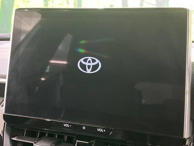 カローラクロス ハイブリッド　Ｚ　禁煙車　ガラスルーフ　純正１０型ナビ　全周囲カメラ　トヨタセーフティ　レーダークルーズ　オートマチックハイビーム　シートヒーター　ＥＴＣ　Ｂｌｕｅｔｏｏｔｈ　フルセグ　ＬＥＤヘッド／フォグ（3枚目）