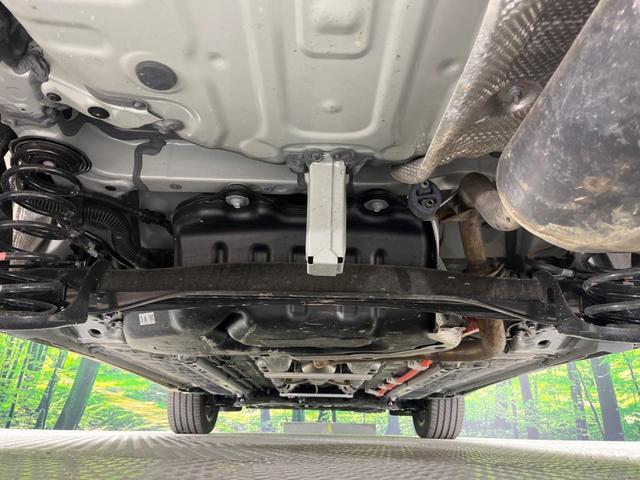 カローラクロス ハイブリッド　Ｚ　禁煙車　ガラスルーフ　純正１０型ナビ　全周囲カメラ　トヨタセーフティ　レーダークルーズ　オートマチックハイビーム　シートヒーター　ＥＴＣ　Ｂｌｕｅｔｏｏｔｈ　フルセグ　ＬＥＤヘッド／フォグ（20枚目）