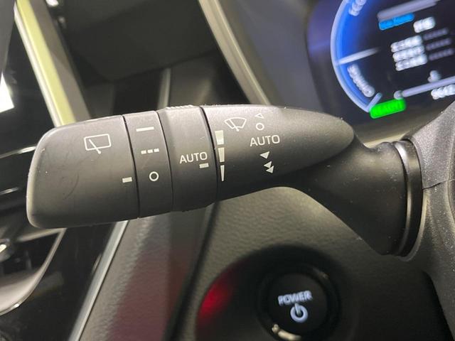 カローラクロス ハイブリッド　Ｚ　禁煙車　ガラスルーフ　純正１０型ナビ　全周囲カメラ　トヨタセーフティ　レーダークルーズ　オートマチックハイビーム　シートヒーター　ＥＴＣ　Ｂｌｕｅｔｏｏｔｈ　フルセグ　ＬＥＤヘッド／フォグ（25枚目）