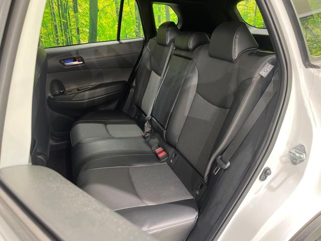 カローラクロス ハイブリッド　Ｚ　禁煙車　ガラスルーフ　純正１０型ナビ　全周囲カメラ　トヨタセーフティ　レーダークルーズ　オートマチックハイビーム　シートヒーター　ＥＴＣ　Ｂｌｕｅｔｏｏｔｈ　フルセグ　ＬＥＤヘッド／フォグ（36枚目）