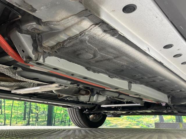 カローラクロス ハイブリッド　Ｚ　禁煙車　ガラスルーフ　純正１０型ナビ　全周囲カメラ　トヨタセーフティ　レーダークルーズ　オートマチックハイビーム　シートヒーター　ＥＴＣ　Ｂｌｕｅｔｏｏｔｈ　フルセグ　ＬＥＤヘッド／フォグ（49枚目）