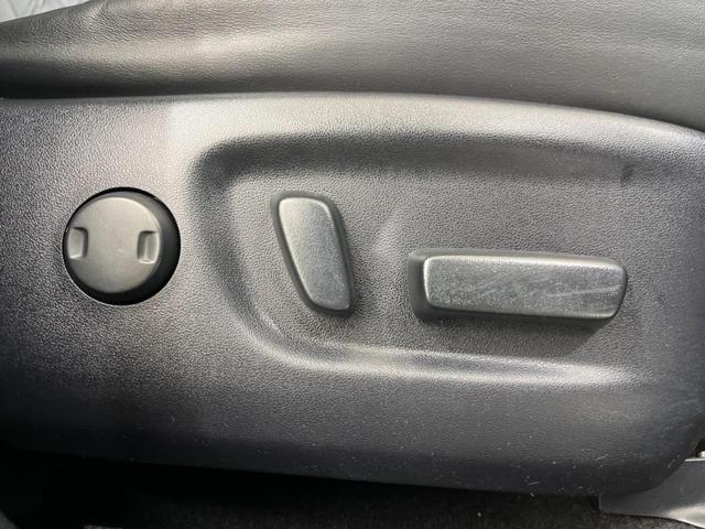 ハリアー プレミアム 禁煙車 モデリスタ 純正9型ナビ バックカメラ トヨタセーフティ クルーズコントロール 車線逸脱警報 ETC Bluetooth フルセグ パワーシート LEDヘッド/フォグ 純正18インチAW(6枚目)