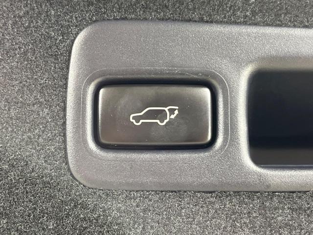 ハリアー プレミアム 禁煙車 モデリスタ 純正9型ナビ バックカメラ トヨタセーフティ クルーズコントロール 車線逸脱警報 ETC Bluetooth フルセグ パワーシート LEDヘッド/フォグ 純正18インチAW(7枚目)