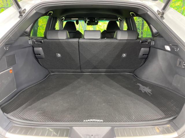 ハリアー Ｚ　禁煙車　ＪＢＬサウンド　１２型メーカーナビ　全周囲カメラ　電動リアゲート　衝突軽減装置　レーダークルーズ　レーンアシスト　クリアランスソナー　ＬＥＤヘッド　オートマチックハイビーム　パワーシート（10枚目）