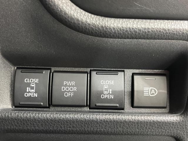 シエンタ Ｚ　禁煙車　純正１０型ディスプレイオーディオ　全周囲カメラ　両側電動スライドドア　衝突軽減装置　レーダークルーズ　ブラインドスポットモニター　レーンアシスト　クリアランスソナー　ＬＥＤヘッド（7枚目）