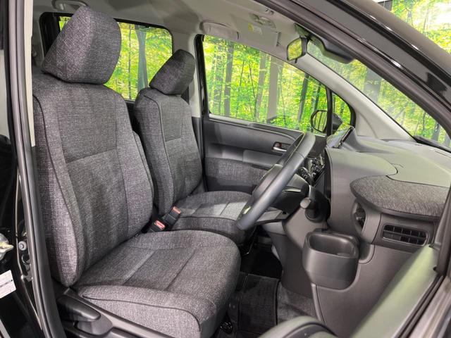 シエンタ Ｚ　禁煙車　純正１０型ディスプレイオーディオ　全周囲カメラ　両側電動スライドドア　衝突軽減装置　レーダークルーズ　ブラインドスポットモニター　レーンアシスト　クリアランスソナー　ＬＥＤヘッド（8枚目）